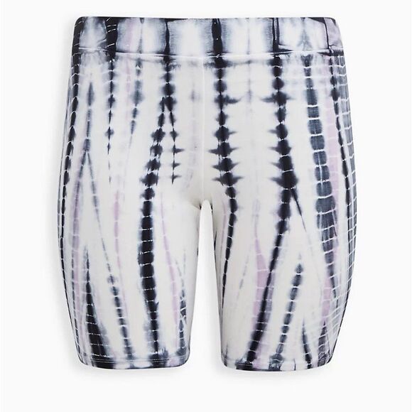 🆕 Torrid Tie-Dye Bike Short Plus 4X - Picture 4 of 5